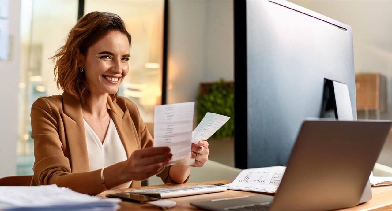 Где в фискальном чеке указан номер чека