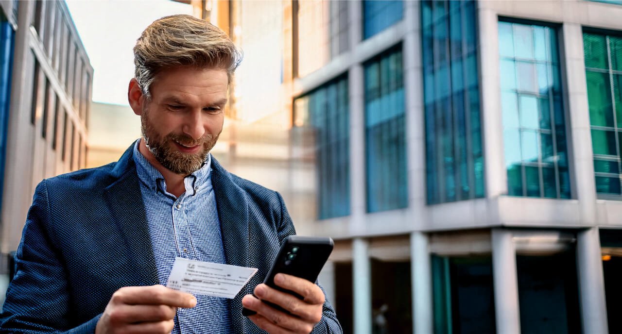 Выдача кассового чека покупателю: важность и обязанности бизнеса